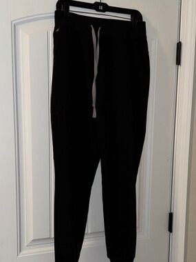 Figs scrub pants size large black high wasted
